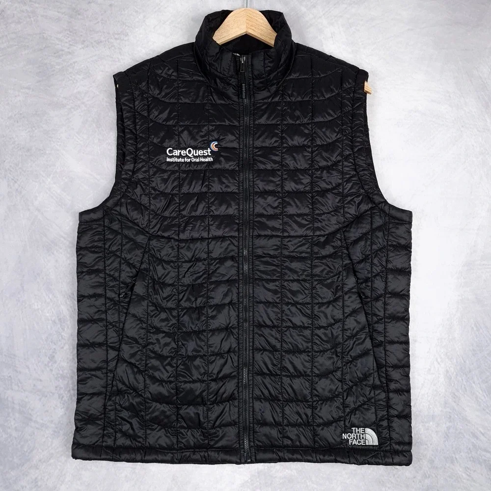 The North Face Thermoball Vest Mens Medium Black Quilted Lightweight Hike